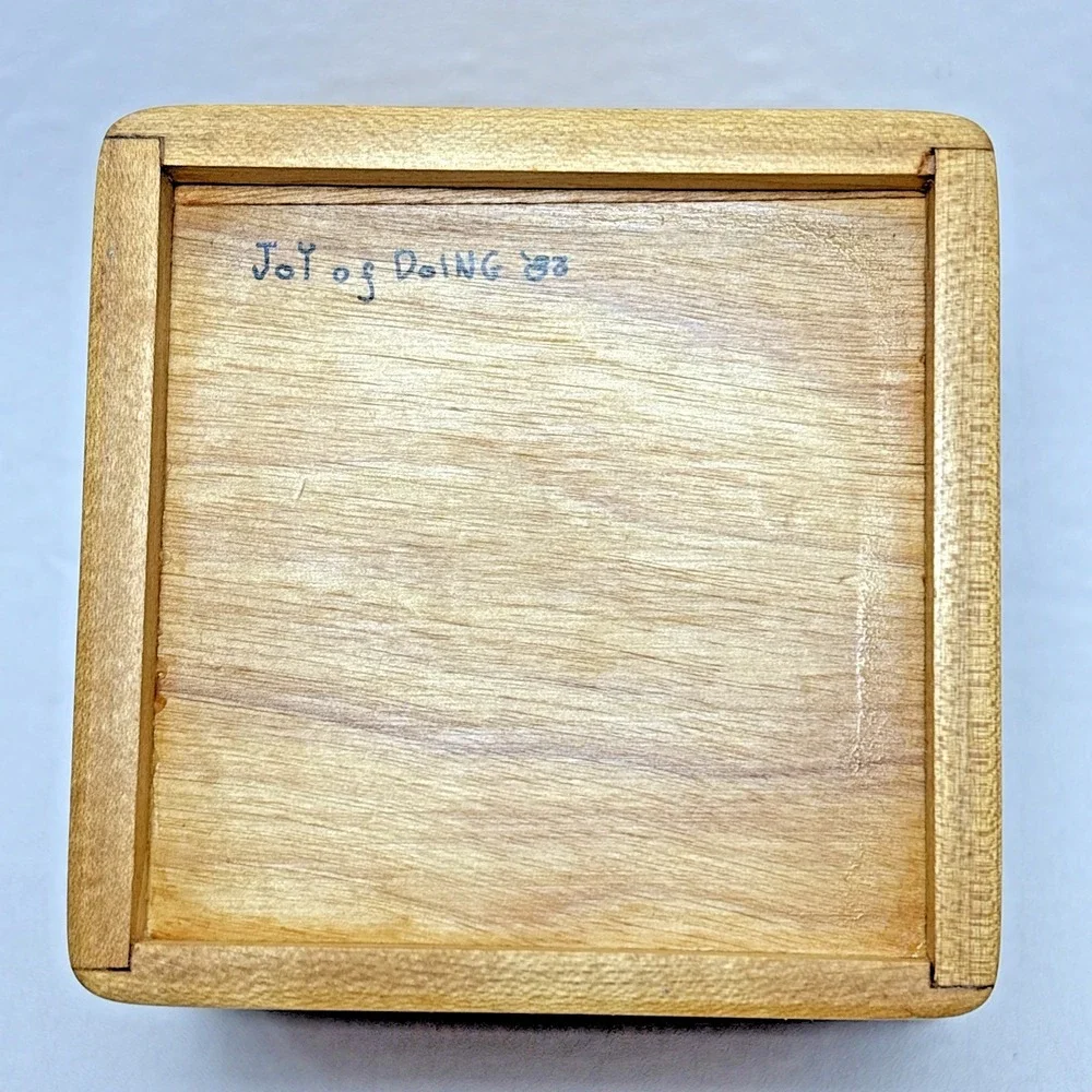 Wooden Hand Carved 3D Trinket Jewelry Box Brown Raised Mountain Detailed VTG 80s